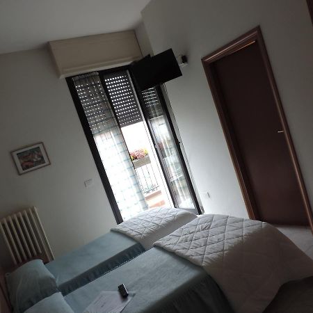 Hotel Cinzia Savignano sul Panaro Ngoại thất bức ảnh