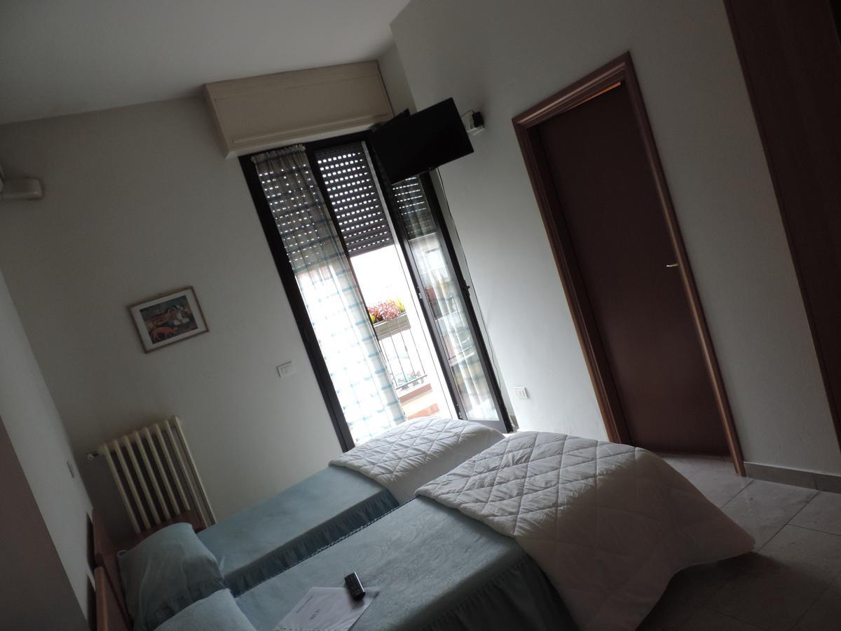 Hotel Cinzia Savignano sul Panaro Ngoại thất bức ảnh